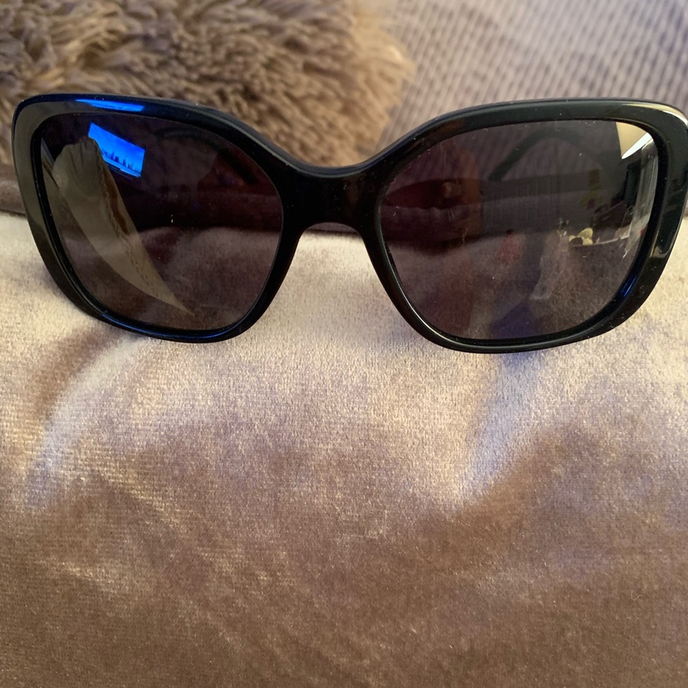 DESIGNER SUNGLASSES
